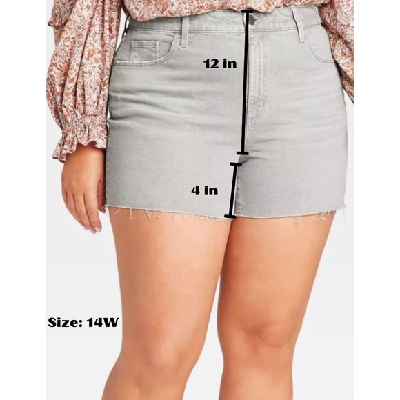 Universal Thread - Women's Plus High-Rise Midi Jean Shorts - Washed Olive - 14W - Picture 5 of 6